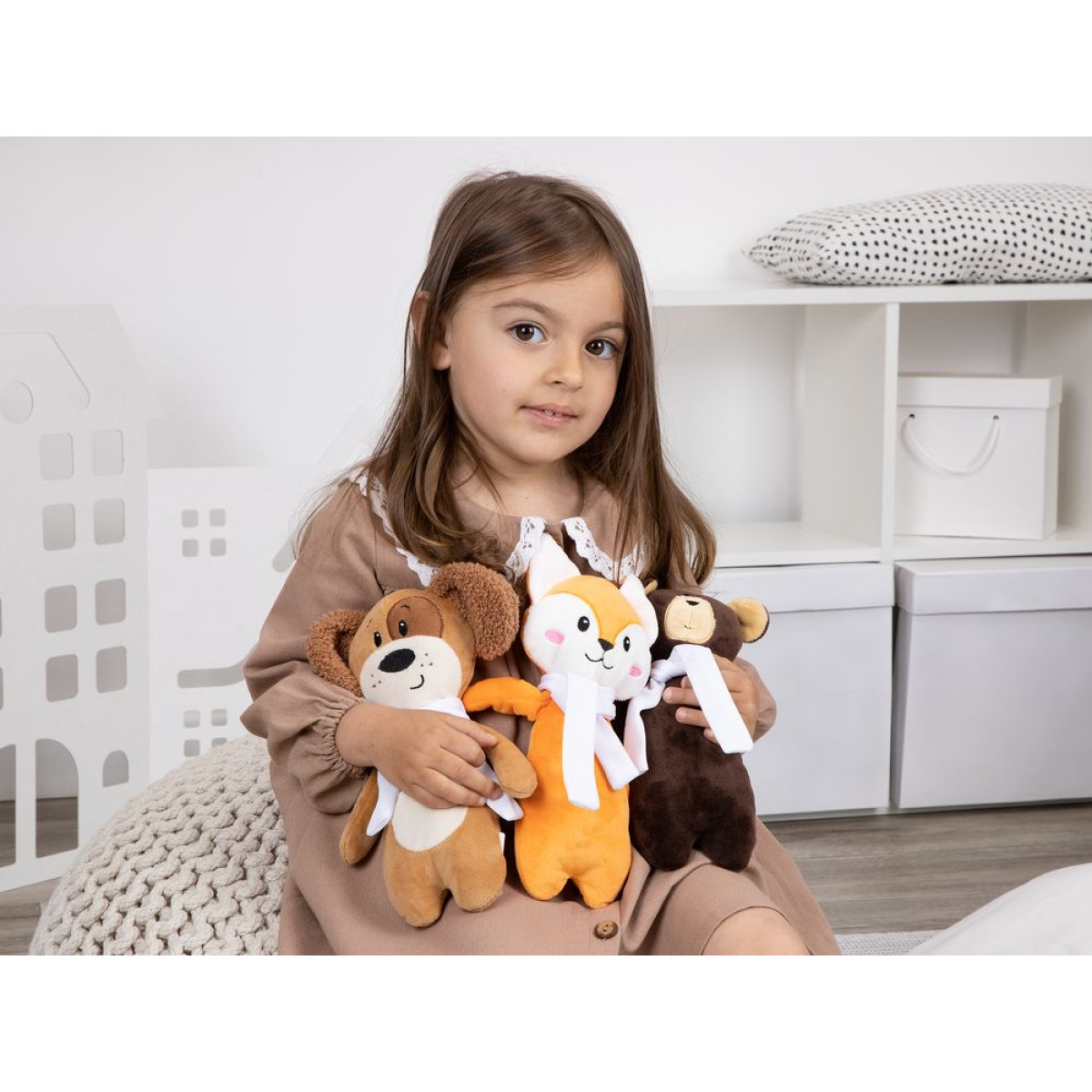 Мягкая игрушка Beastie Toys, мишка с белым шарфом